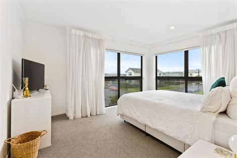 Photo of property in 58 Whenuapai Drive, Whenuapai, Auckland, 0618