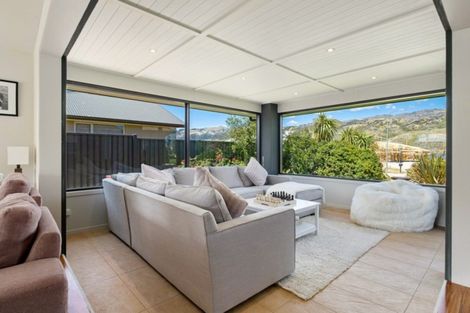 Photo of property in 21 De Bettencor Place, Mount Pisa, Cromwell, 9383