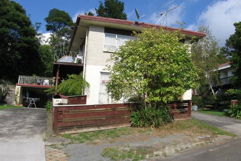 Photo of property in 1/30 King Richard Place, Browns Bay, Auckland, 0630