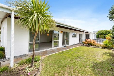 Photo of property in 100a Tamaki Road, Whangamata, 3620