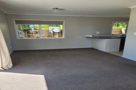 Photo of property in 2 Elena Place, Welcome Bay, Tauranga, 3112