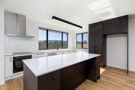 Photo of property in 16 Louden Place, Wakefield, 7025