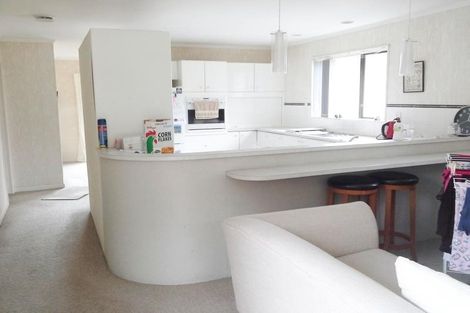 Photo of property in 26 Gilbert Street, New Plymouth, 4310