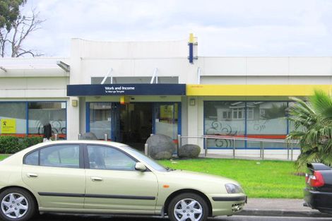 Photo of property in 3b/12 Selwyn Road, Cockle Bay, Auckland, 2014