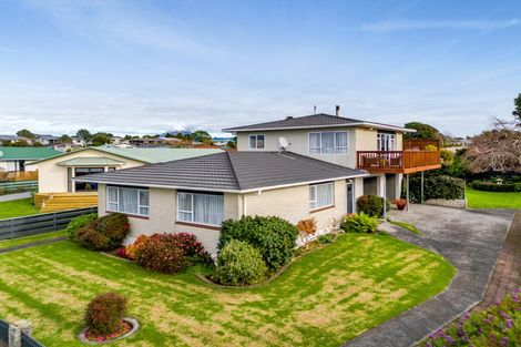Photo of property in 17 Smeaton Road, Bell Block, New Plymouth, 4312