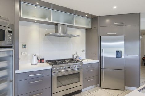 Photo of property in 8 Rae Lane, Paraparaumu Beach, Paraparaumu, 5032