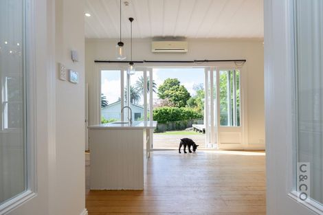 Photo of property in 28 Rata Street, Helensville, 0800