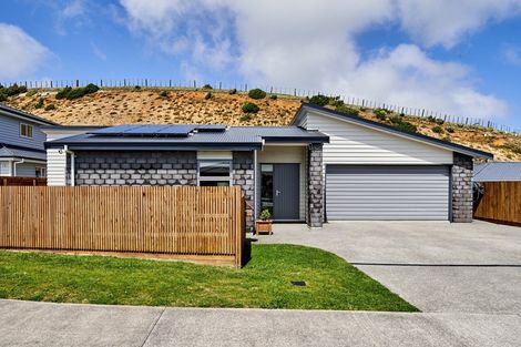 Photo of property in 20 Stony Hill Place, Grenada Village, Wellington, 6037