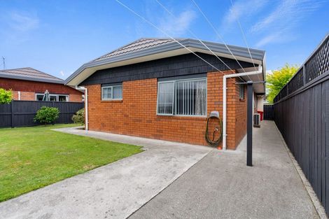 Photo of property in 6 Surrey Lane, Levin, 5510