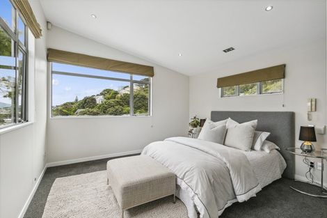 Photo of property in 10 Tannadyce Street, Strathmore Park, Wellington, 6022