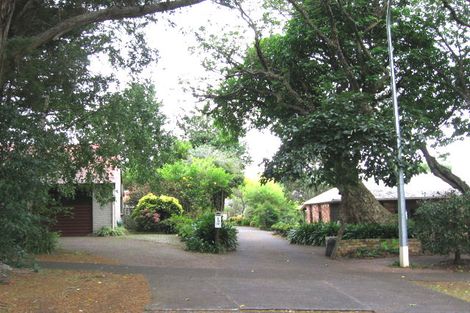 Photo of property in 3 Totara Grove, Hillcrest, Auckland, 0627