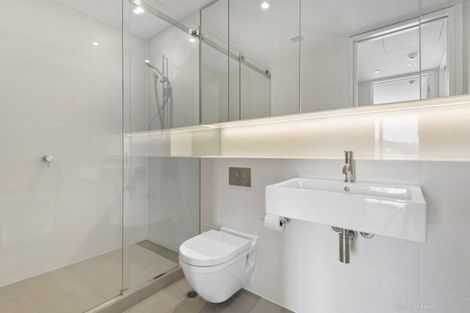 Photo of property in Clyde Quay Wharf, 2a/6 Clyde Quay Wharf, Te Aro, Wellington, 6011