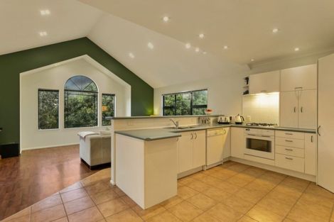Photo of property in 34 Savoy Road, Orewa, 0931