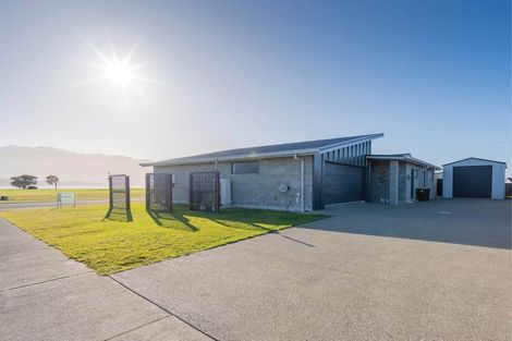 Photo of property in 64 Rodeo Drive, Te Anau, 9600