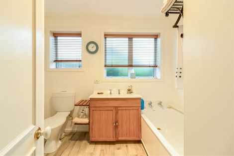 Photo of property in 5 Carruthers Street, Ilam, Christchurch, 8041