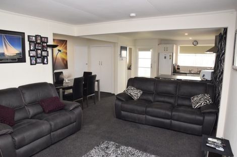 Photo of property in 20 Cargill Street, Waikiwi, Invercargill, 9810