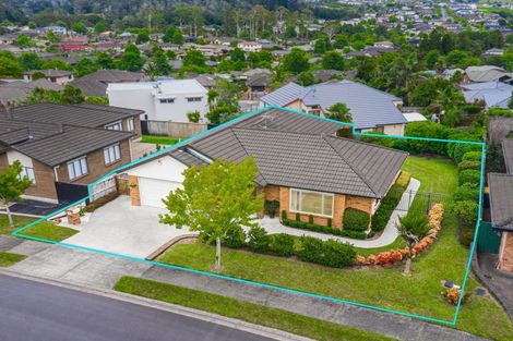 Photo of property in 8 Toledo Avenue, Henderson, Auckland, 0612