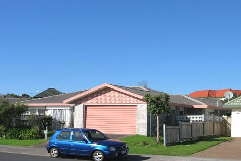 Photo of property in 118 Meadowland Drive, Somerville, Auckland, 2014