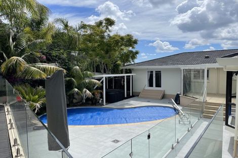 Photo of property in 875 Beach Road, Waiake, Auckland, 0630