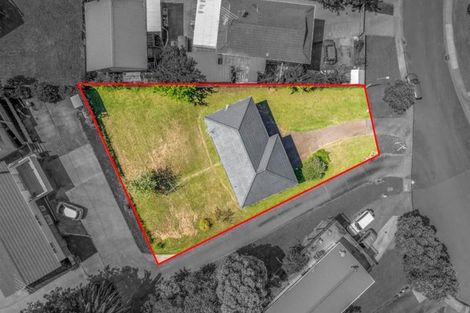 Photo of property in 31 Virgo Place, Glen Eden, Auckland, 0602