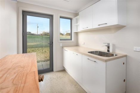 Photo of property in 31 Tunnel Beach Road, Blackhead, Dunedin, 9076