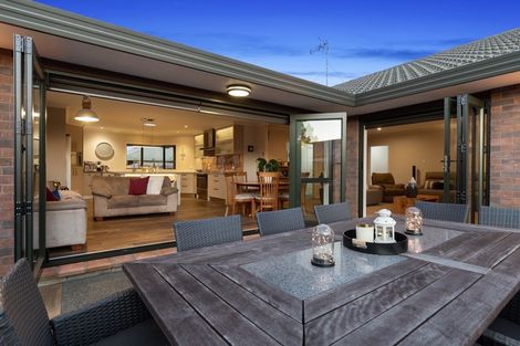 Photo of property in 4 Farnah Green, Flagstaff, Hamilton, 3210