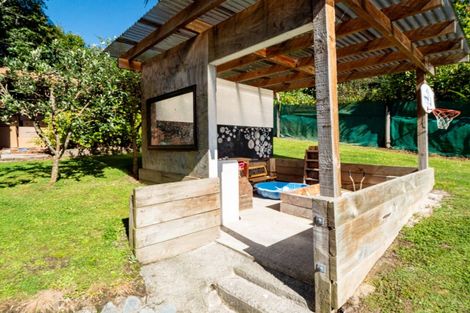 Photo of property in 10 Macdonald Street, Waimataitai, Timaru, 7910