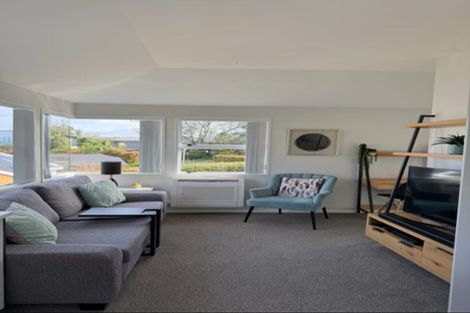 Photo of property in 32 Rock Isle Road, Torbay, Auckland, 0630