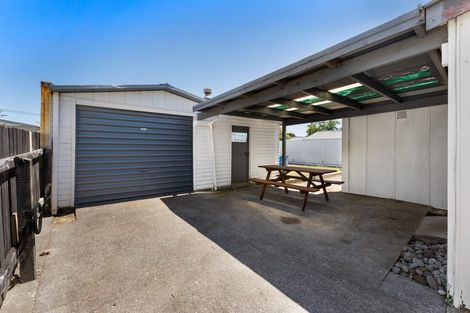 Photo of property in 79 Cracroft Street, Waitara, 4320