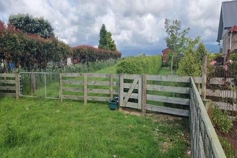 Photo of property in 9 Waipuna Grove, Levin, 5571