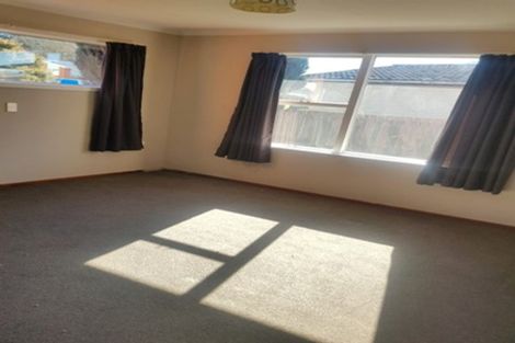 Photo of property in 71 Lauder Crescent, Heidelberg, Invercargill, 9812