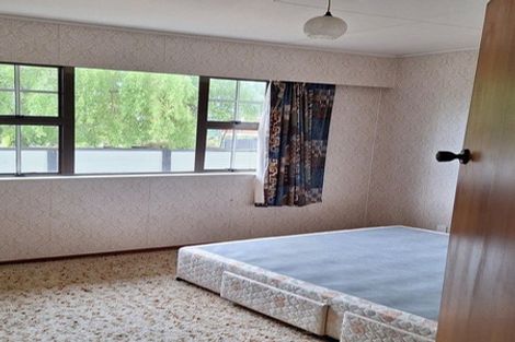 Photo of property in 11 Chartwell Drive, Eltham, 4322