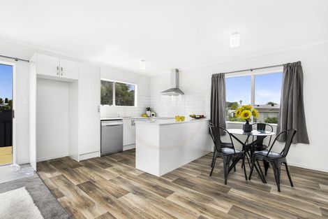 Photo of property in 1/10 Kennington Drive, Clendon Park, Auckland, 2103