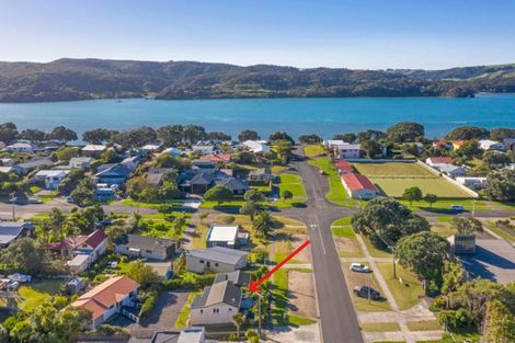 Photo of property in 22 James Street, Raglan, 3225