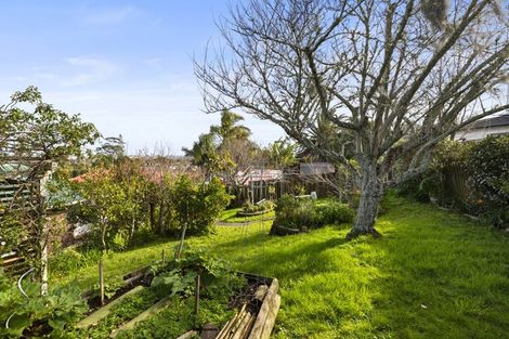 Photo of property in 96 Cardiff Road, Pakuranga, Auckland, 2010