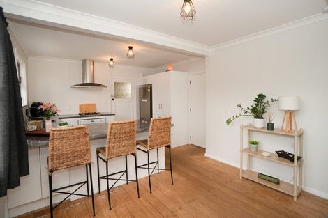 Photo of property in 130 College Street, Awapuni, Palmerston North, 4412