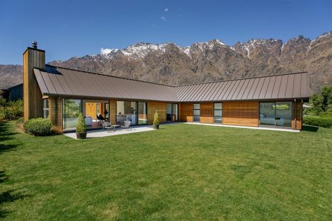 Photo of property in 4 Durness Court, Jacks Point, Queenstown, 9371