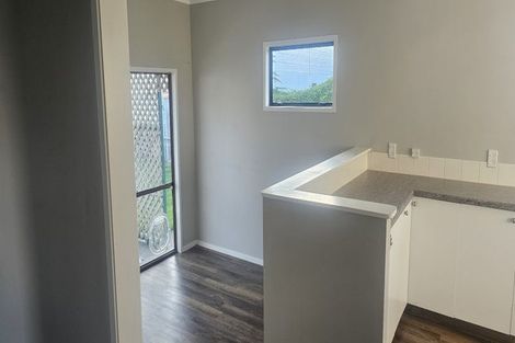 Photo of property in 43 Ngatai Road, Otumoetai, Tauranga, 3110