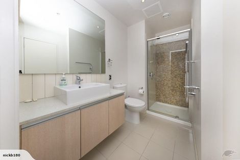 Photo of property in Halsey Apartments At Lighter Quay, 515/77 Halsey Street, Auckland Central, Auckland, 1010