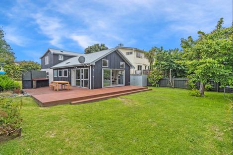 Photo of property in 160 Manly Street, Paraparaumu Beach, Paraparaumu, 5032