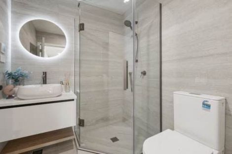 Photo of property in 23 Argo Drive, Half Moon Bay, Auckland, 2012