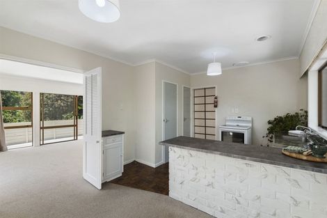 Photo of property in 17 Kororo Street, Northcote, Auckland, 0627