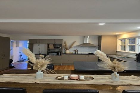 Photo of property in 17 Collingwood Road, Waiuku, 2123