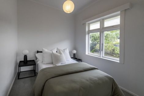 Photo of property in 224 Queens Drive, Lyall Bay, Wellington, 6022