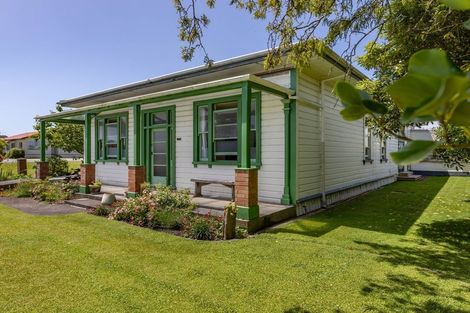 Photo of property in 104 Hall Street, Hokitika, 7810