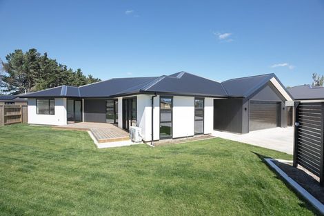 Photo of property in 7 Kereru Street, Marton, 4710