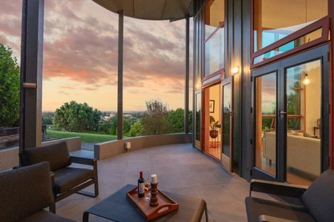 Photo of property in 45 The Strand, Fitzherbert, Palmerston North, 4410