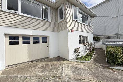 Photo of property in 12 Mertoun Terrace, Highbury, Wellington, 6012