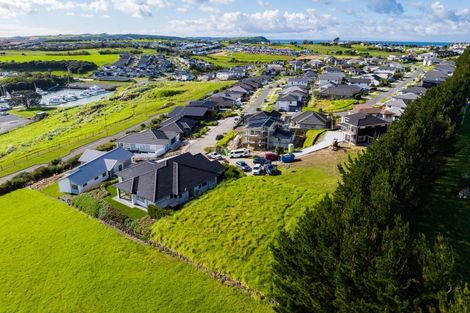 Photo of property in 7 Waimaki Way, Gulf Harbour, Whangaparaoa, 0930