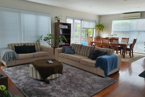 Photo of property in 3 Keating Rise, Northcross, Auckland, 0632